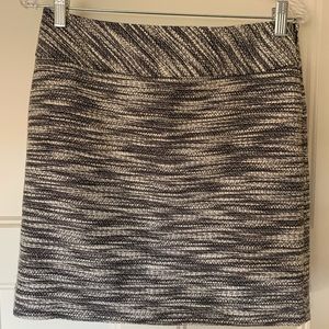 Loft black and white lined skirt